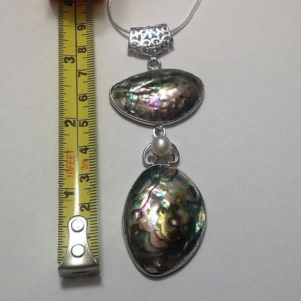 Abalone and pearl pendant with chain. - Picture 2 of 3